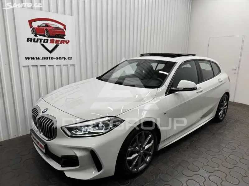 2023 BMW 120