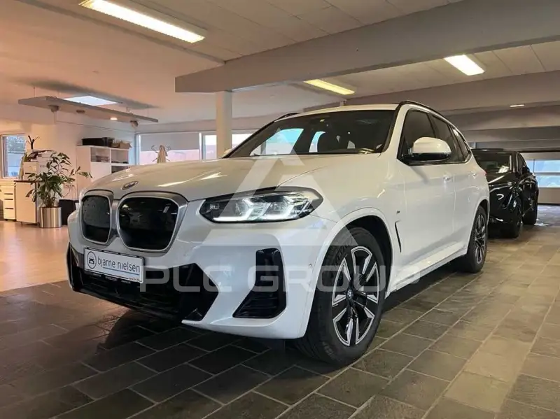 2023 BMW iX