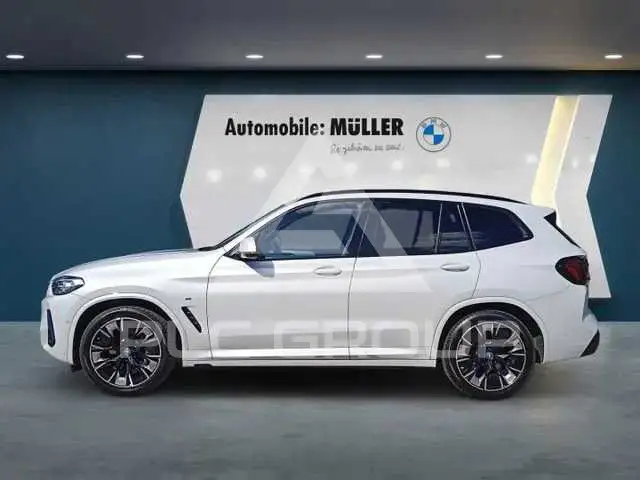2023 BMW iX