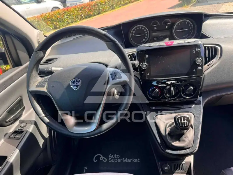 2023 Lancia YPSILON