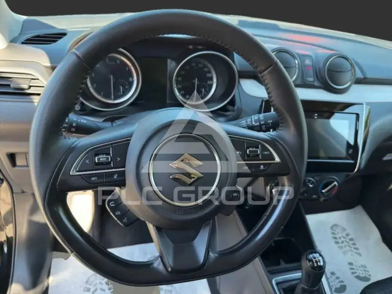 2023 Suzuki SWIFT
