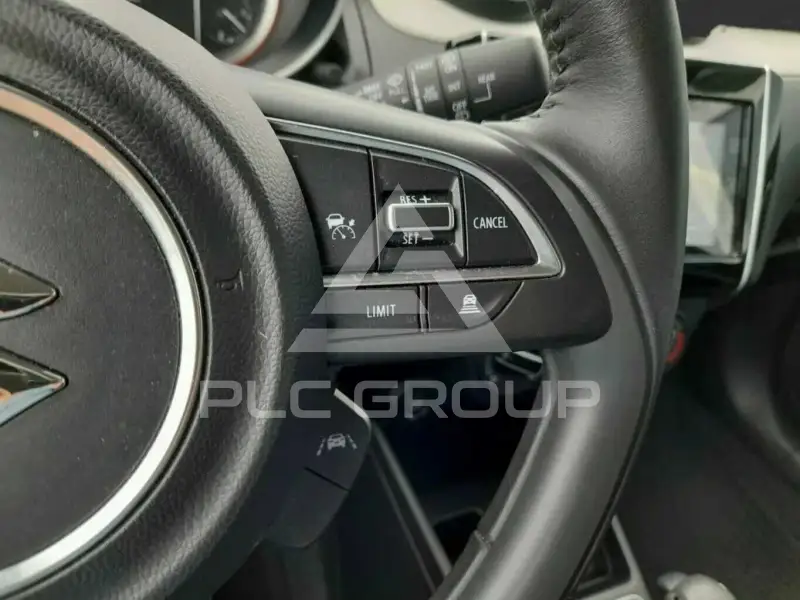 2023 Suzuki SWIFT