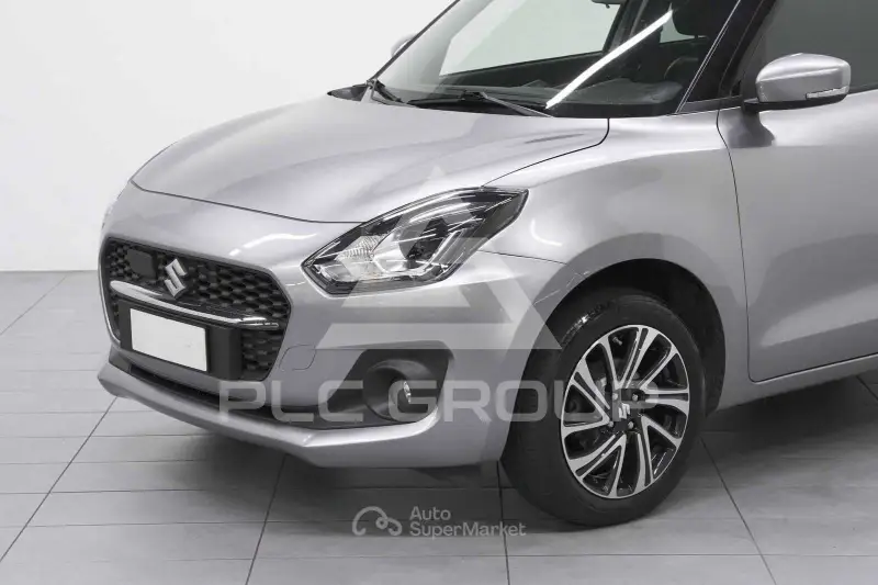 2023 Suzuki SWIFT