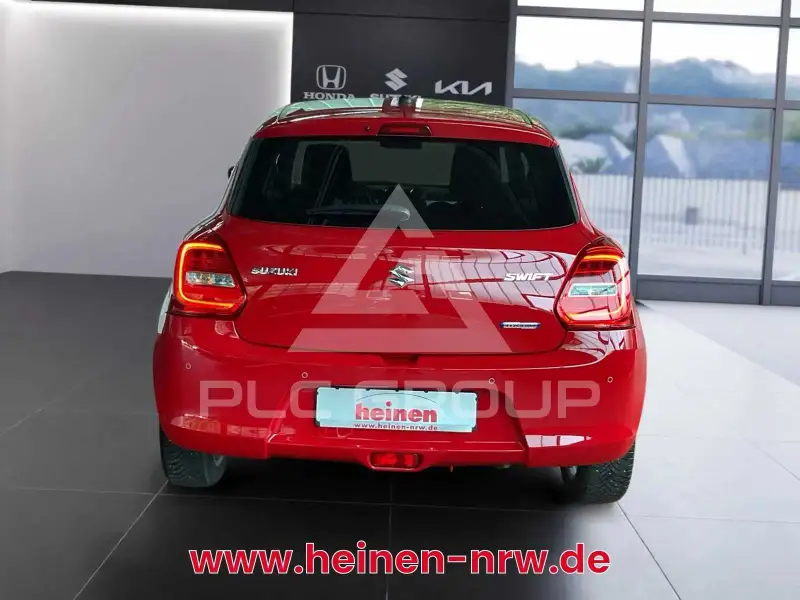 2023 Suzuki SWIFT