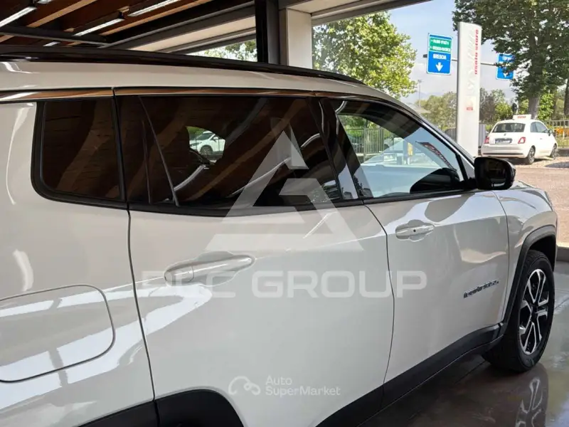 2023 Jeep COMPASS