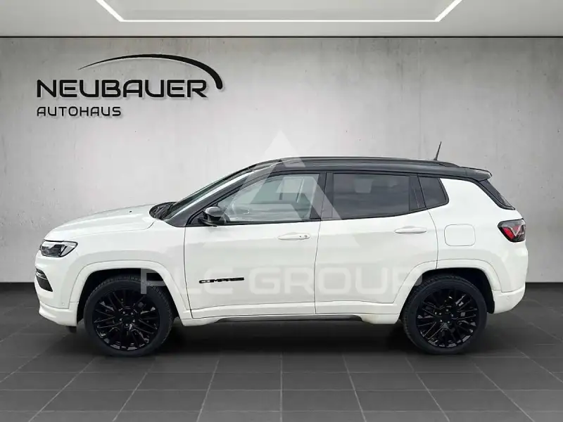 2023 Jeep COMPASS