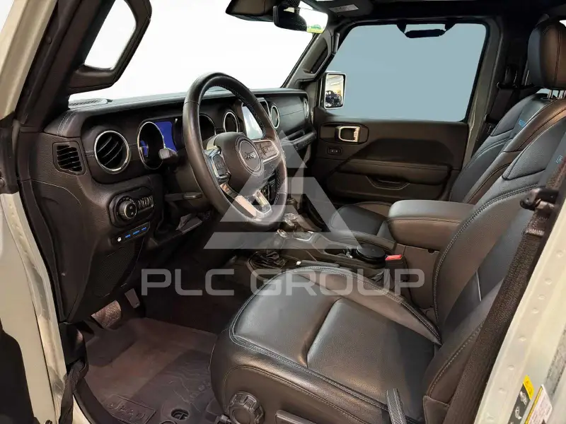 2023 Jeep WRANGLER