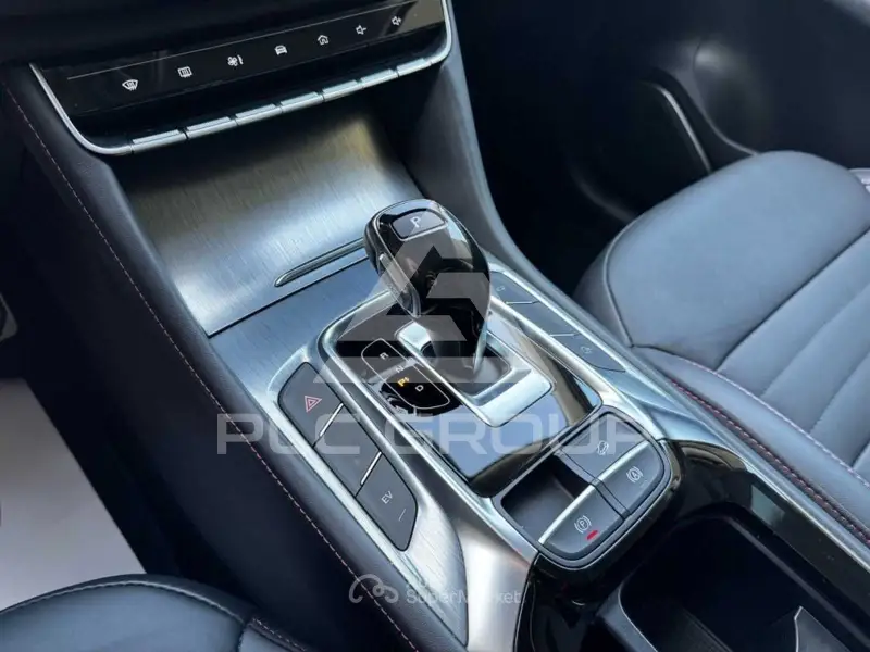 2023 MG HS