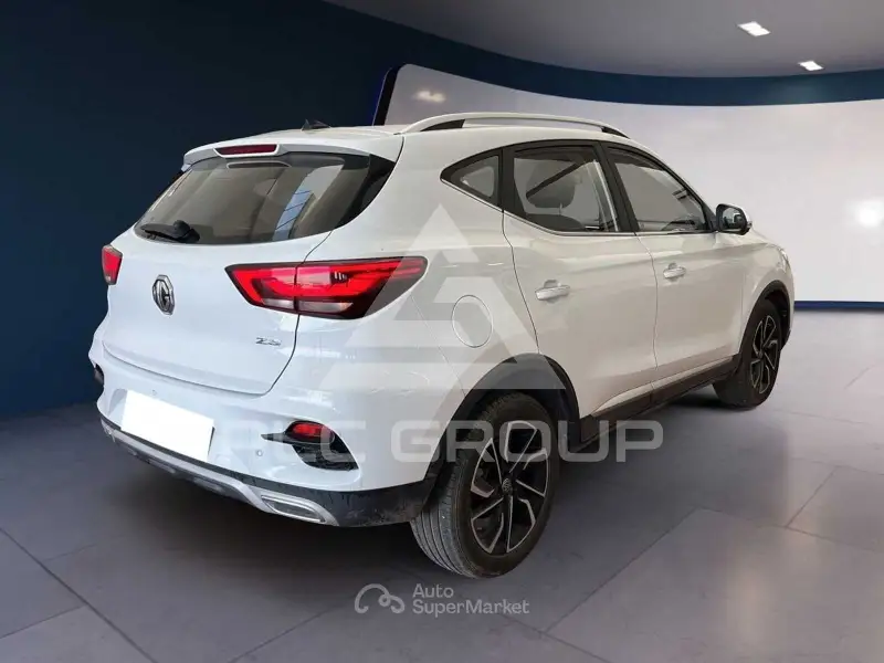 2023 MG ZS