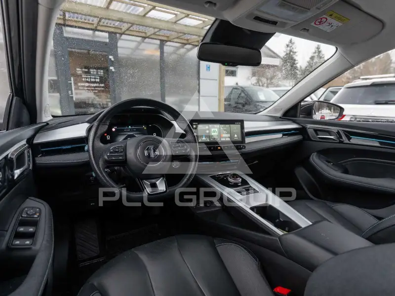 2023 MG ZS