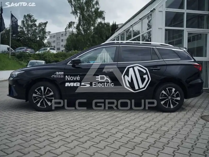 2023 MG ZS