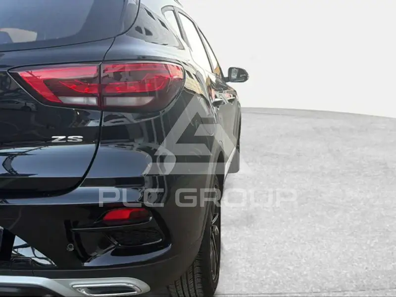 2023 MG ZS