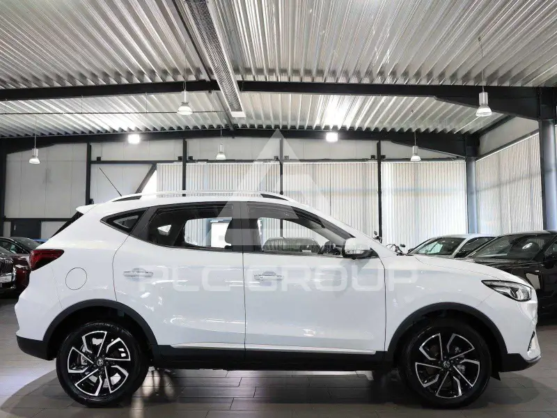 2023 MG ZS