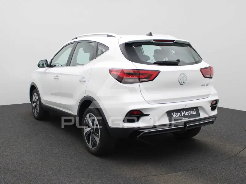 2023 MG ZS