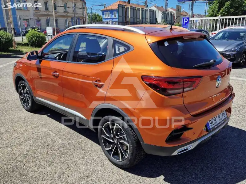 2023 MG ZS
