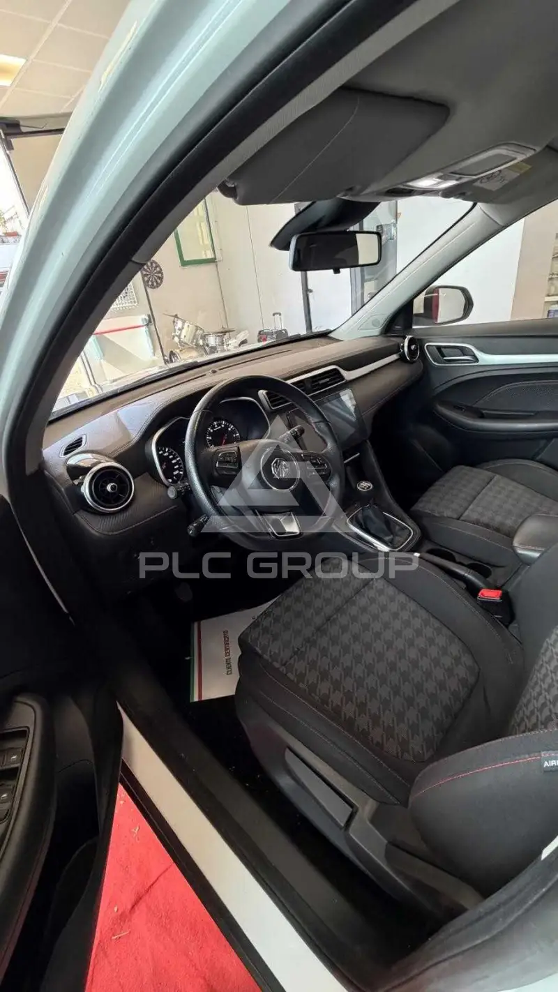 2023 MG ZS