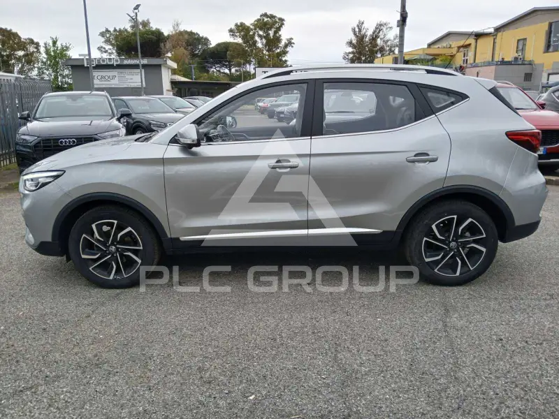 2023 MG ZS