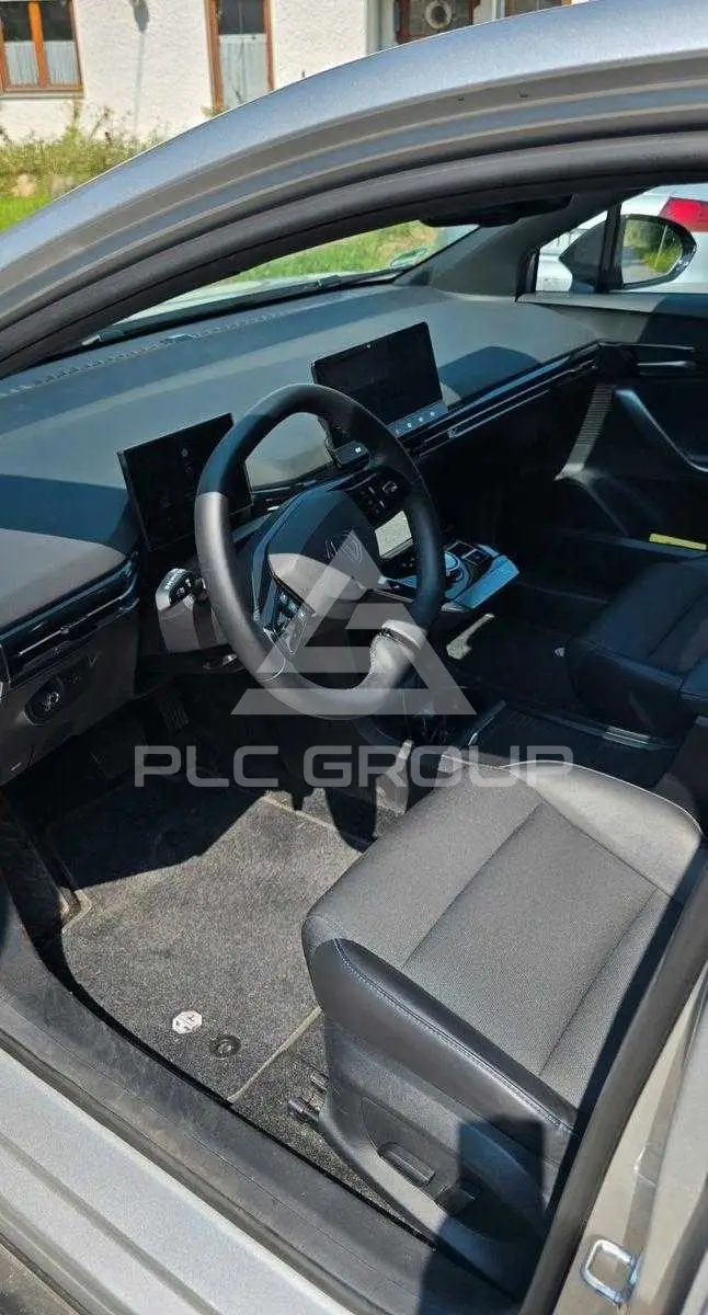 2023 MG MG4