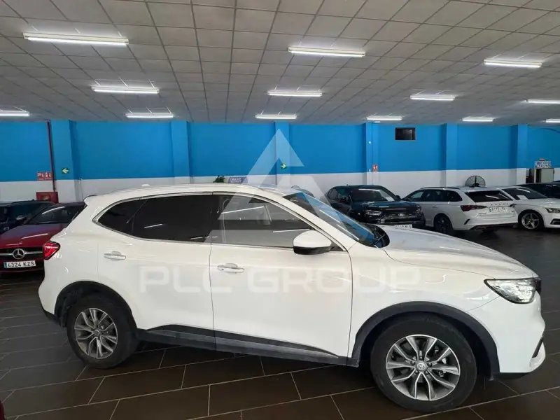2023 MG Hs