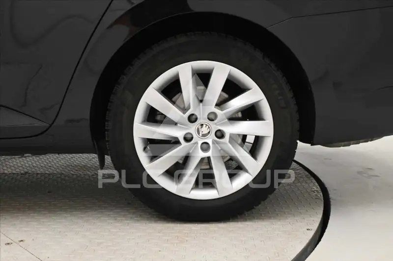 2023 Skoda Superb