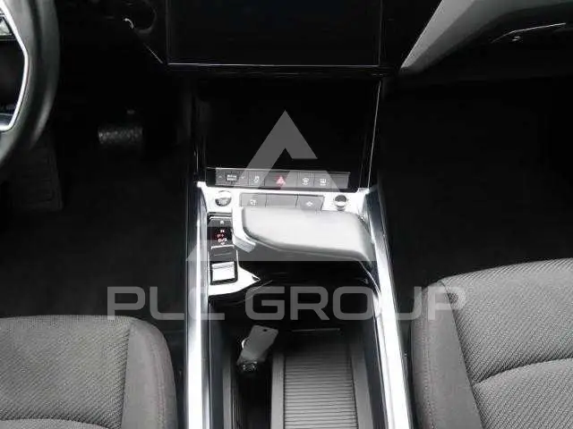 2023 Audi Q8