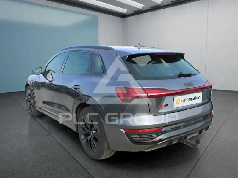 2023 Audi Q8