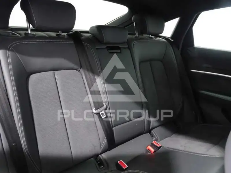 2023 Audi Q8
