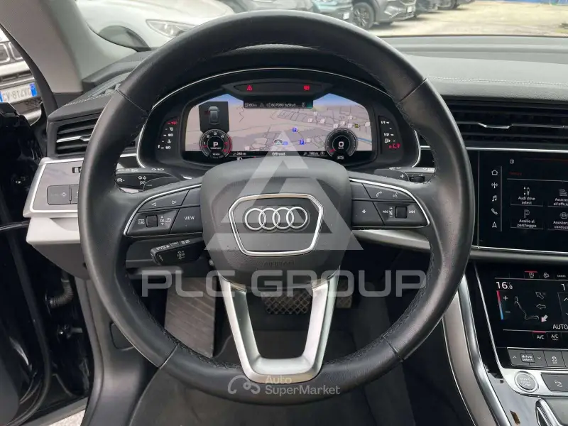 2023 Audi Q8