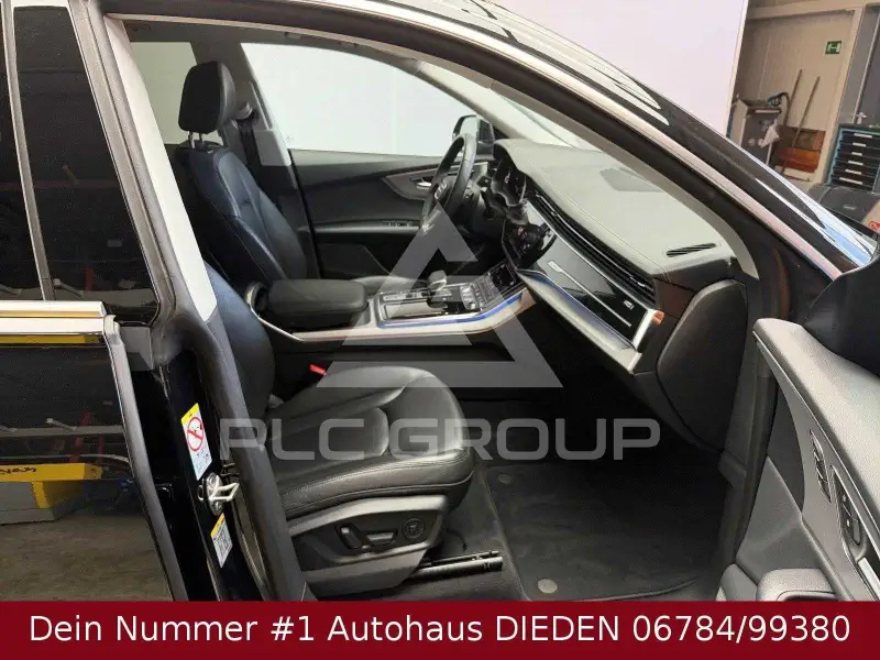 2023 Audi Q8