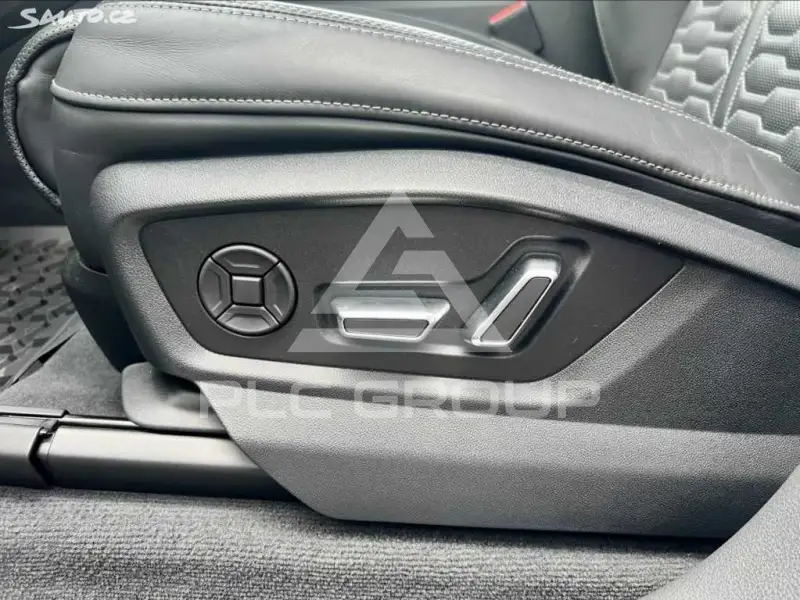 2023 Audi RSQ8