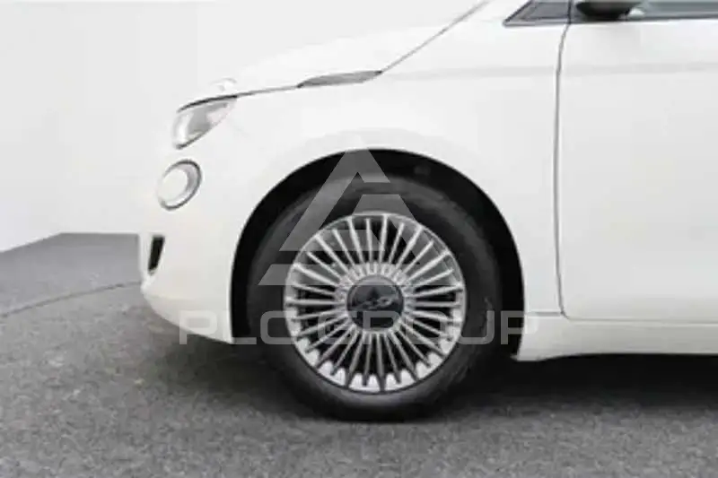 2023 Fiat 500