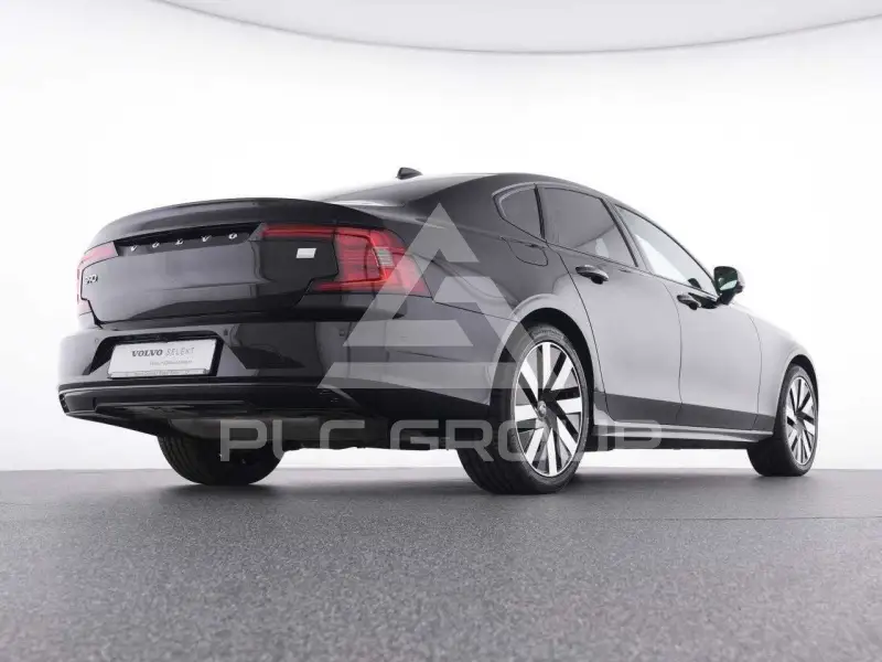 2023 Volvo S90