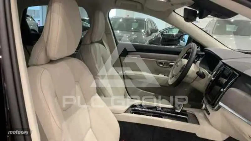2023 Volvo S90