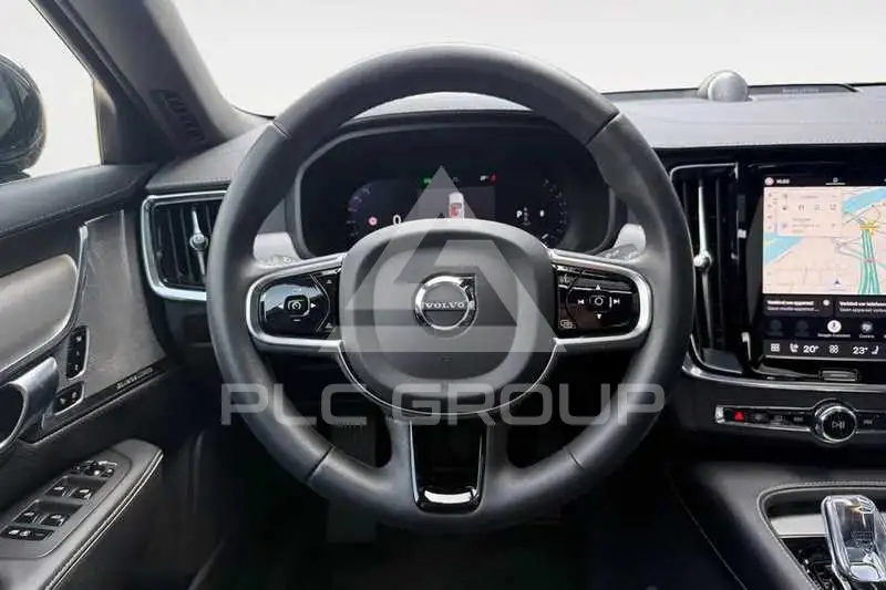 2023 Volvo S90