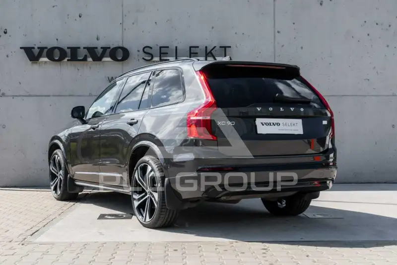 2023 Volvo XC90