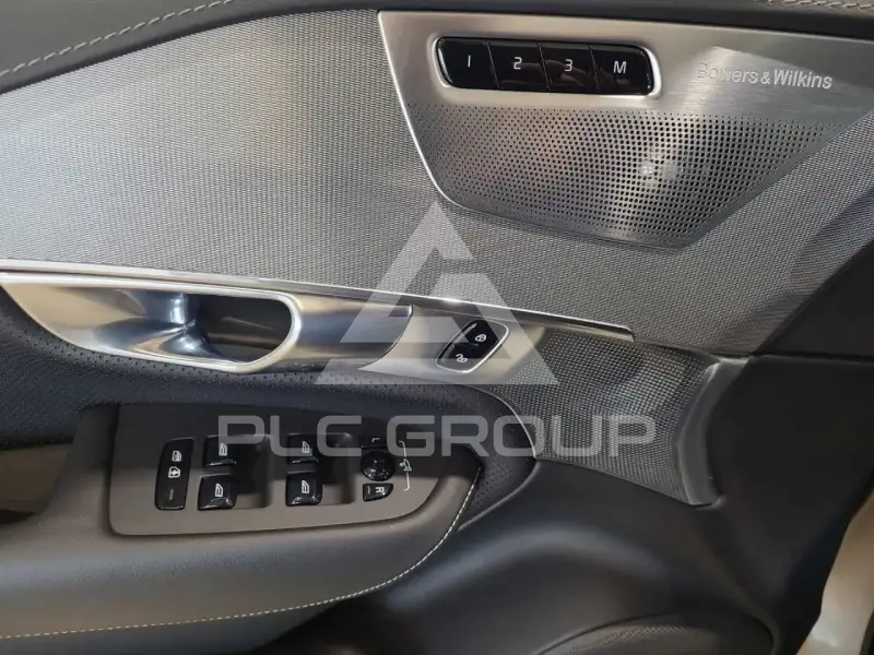 2023 Volvo XC90