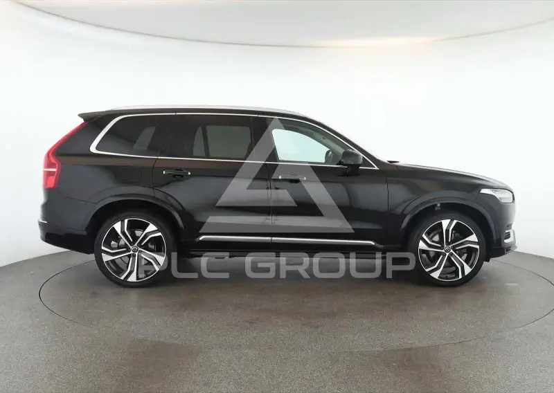 2023 Volvo XC90