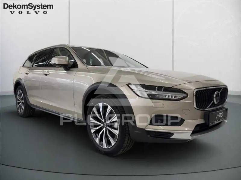 2023 Volvo V90