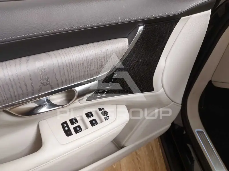 2023 Volvo V90