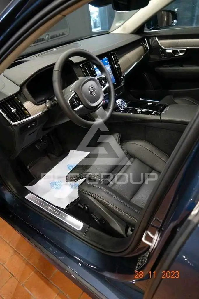 2023 Volvo V90