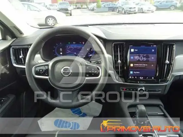 2023 Volvo V90