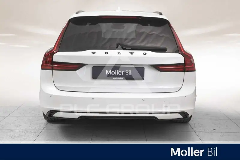 2023 Volvo V90