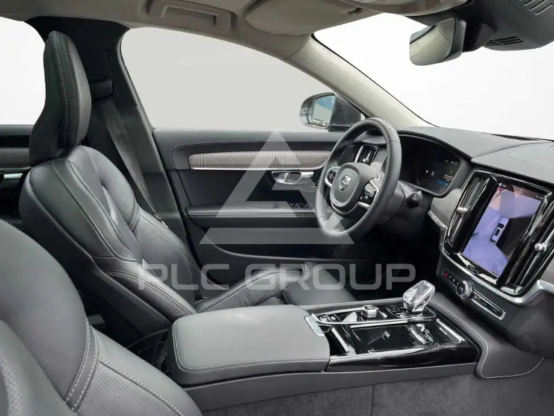2023 Volvo V90