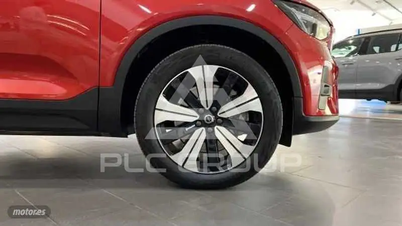 2023 Volvo XC40