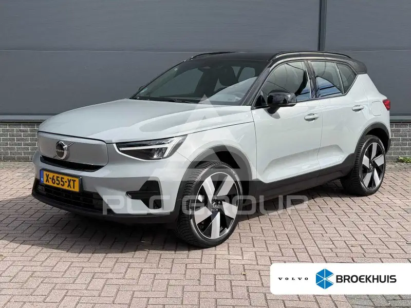 2023 Volvo XC40