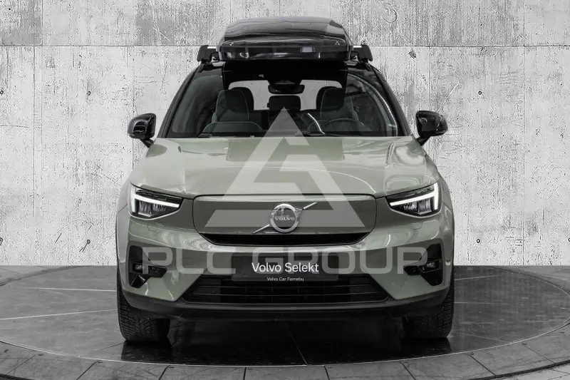 2023 Volvo XC40