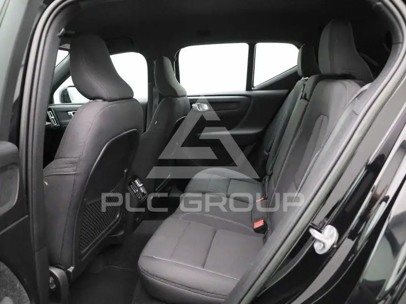 2023 Volvo XC40