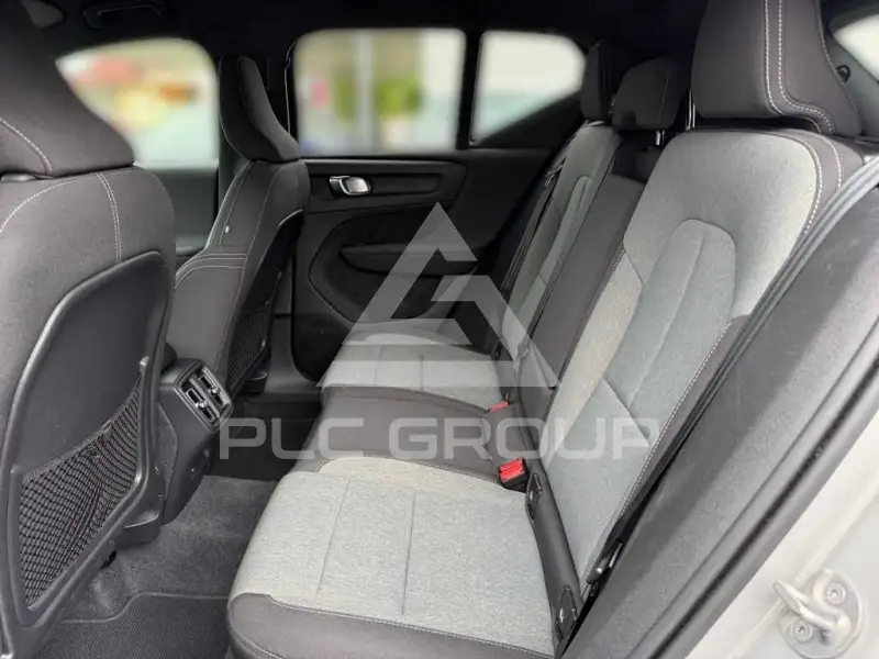 2023 Volvo XC40