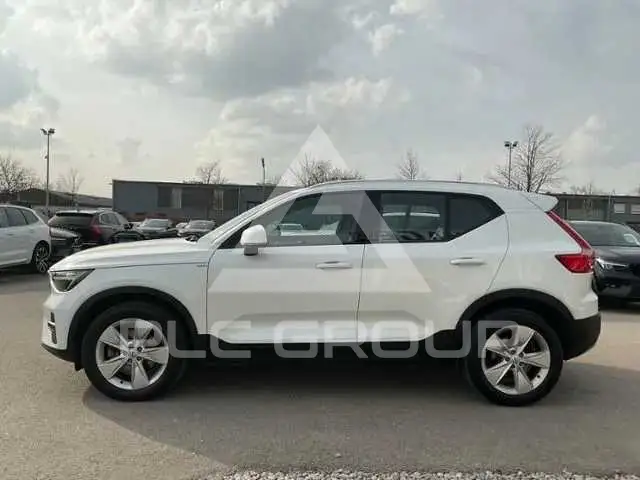 2023 Volvo XC40