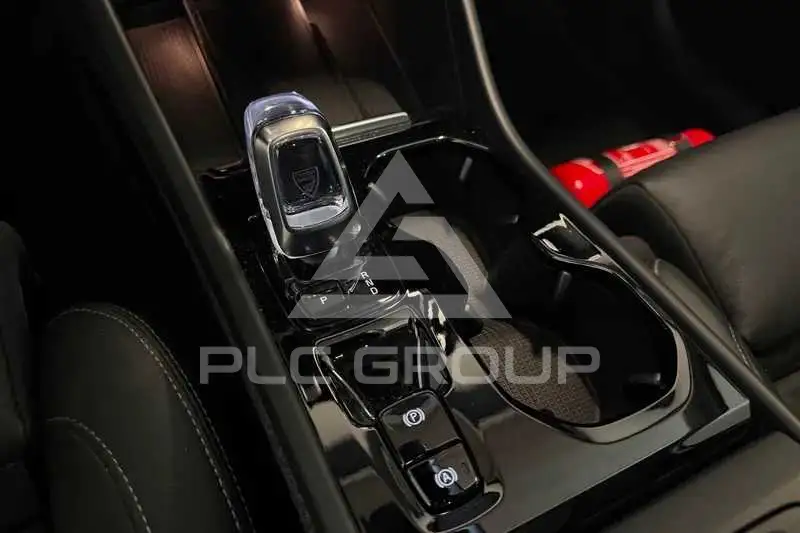 2023 Volvo XC40